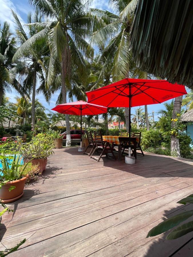 Hotel Atelie Del Mar Monterrico Exteriör bild
