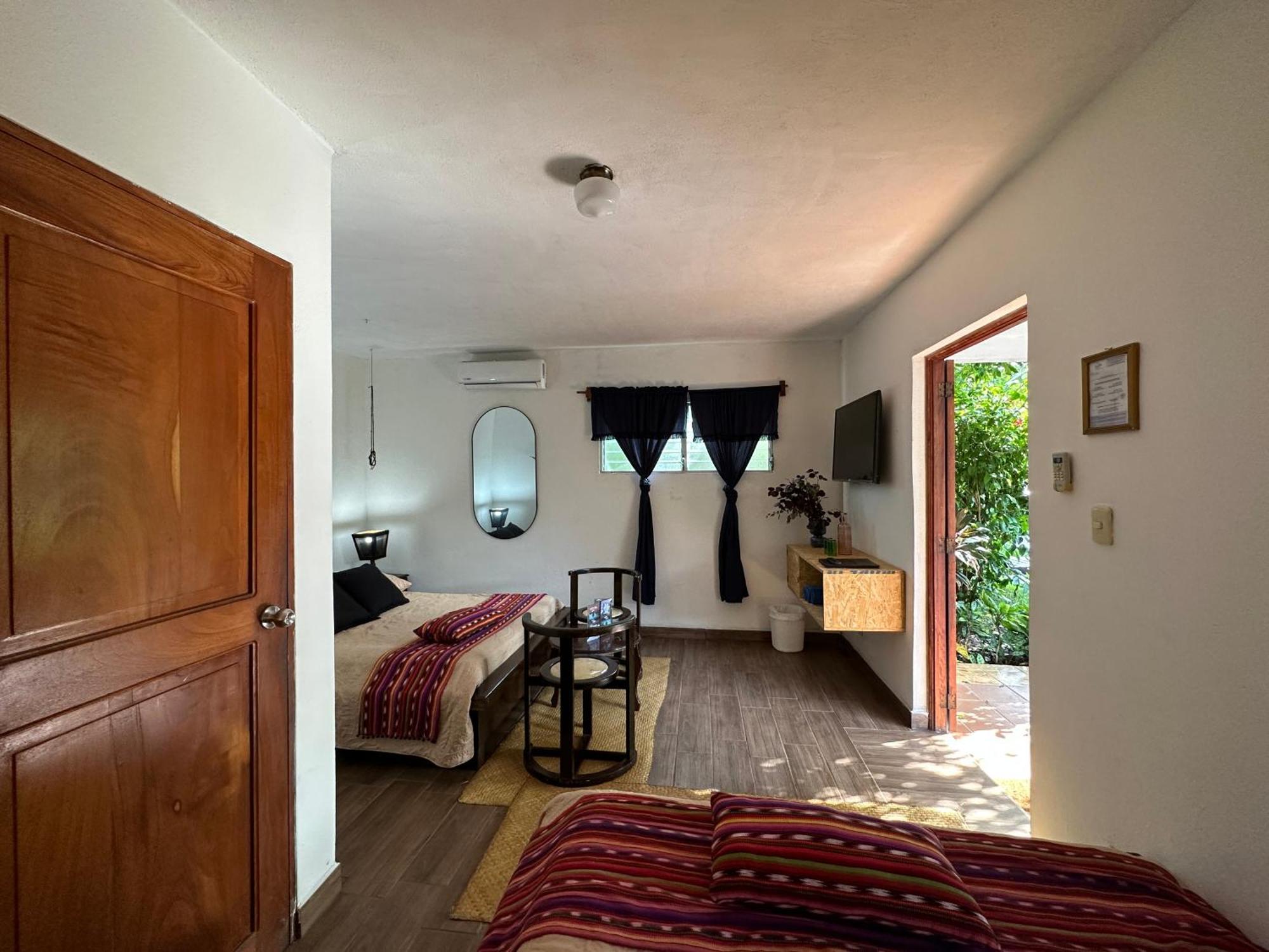 Hotel Atelie Del Mar Monterrico Exteriör bild