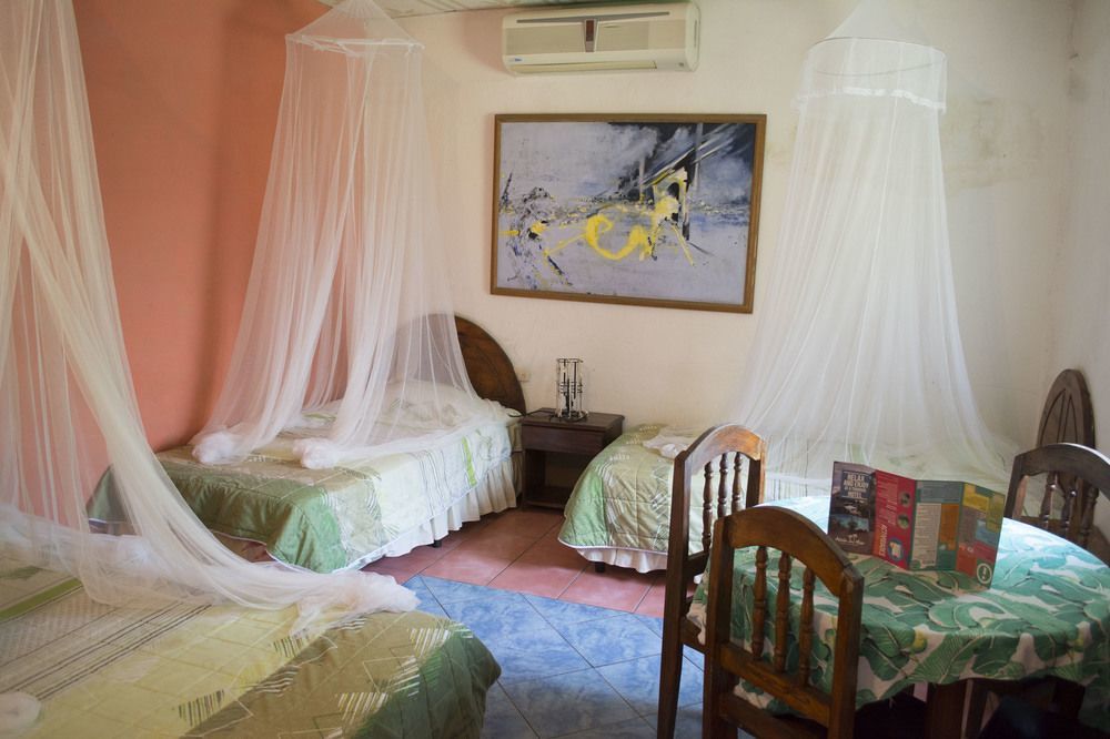 Hotel Atelie Del Mar Monterrico Exteriör bild